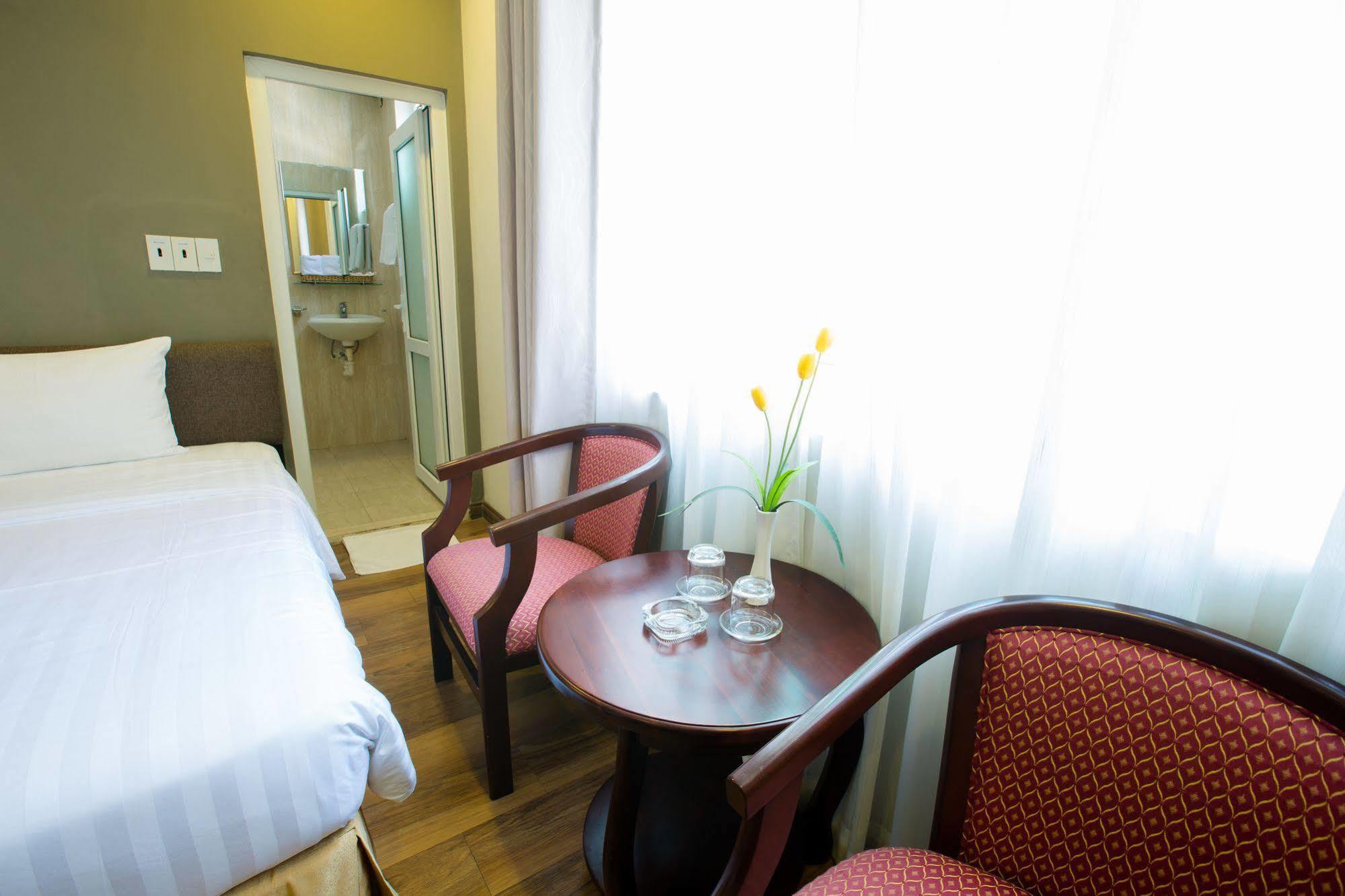 Sun Flower Hotel Nha Trang Exterior foto